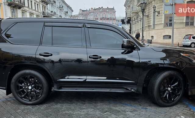 Черный Лексус ЛХ, объемом двигателя 4.46 л и пробегом 200 тыс. км за 53000 $, фото 8 на Automoto.ua