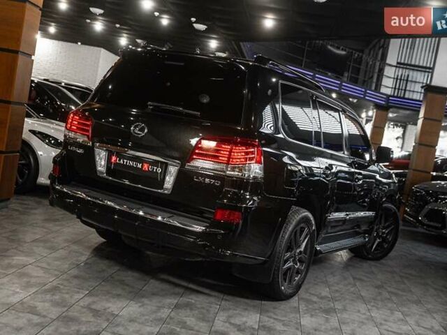 Лексус ЛХ 2015 у Одесі на Automoto.ua Чорний Лексус ЛХ, об'ємом двигуна 5.66 л та пробігом 199 тис. км за 41900 $, фото 7 на Automoto.ua