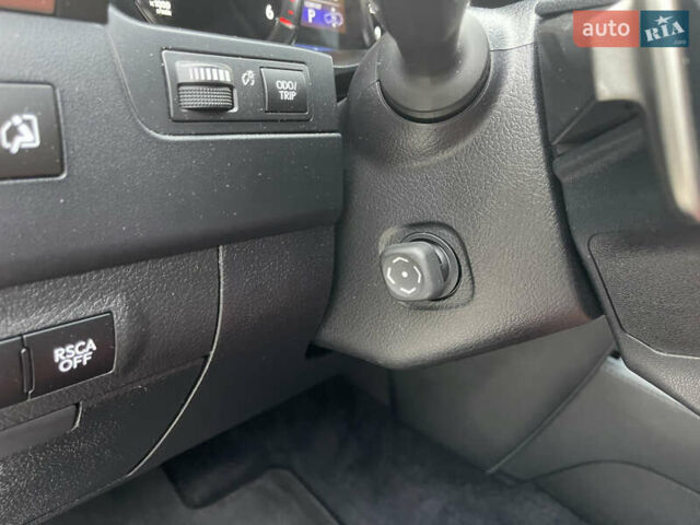 Черный Лексус ЛХ, объемом двигателя 4.46 л и пробегом 158 тыс. км за 59700 $, фото 37 на Automoto.ua