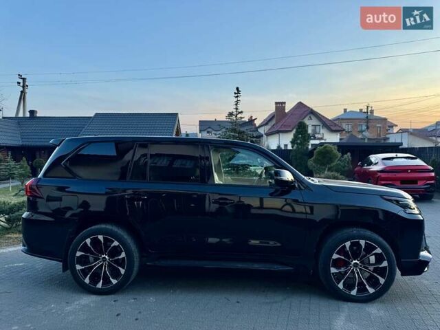 Черный Лексус ЛХ, объемом двигателя 4.46 л и пробегом 120 тыс. км за 68000 $, фото 4 на Automoto.ua