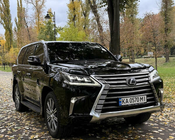 Черный Лексус ЛХ, объемом двигателя 5.7 л и пробегом 145 тыс. км за 65000 $, фото 3 на Automoto.ua