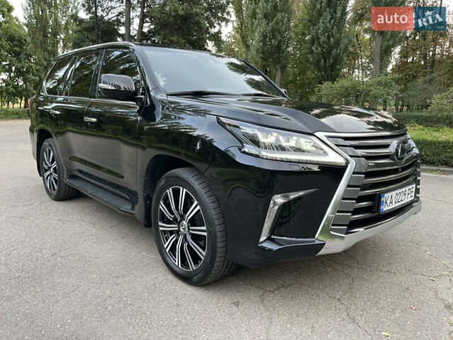 Черный Лексус ЛХ, объемом двигателя 4.46 л и пробегом 158 тыс. км за 59700 $, фото 24 на Automoto.ua
