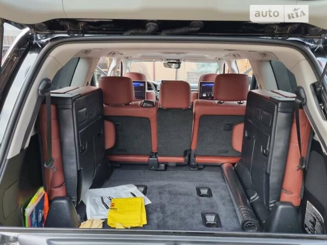 Черный Лексус ЛХ, объемом двигателя 5.66 л и пробегом 156 тыс. км за 67000 $, фото 13 на Automoto.ua