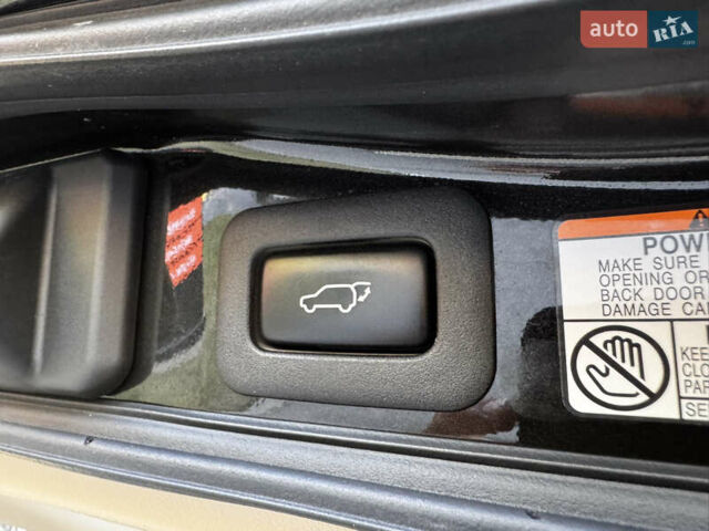 Чорний Лексус ЛХ, об'ємом двигуна 5.66 л та пробігом 79 тис. км за 67000 $, фото 47 на Automoto.ua