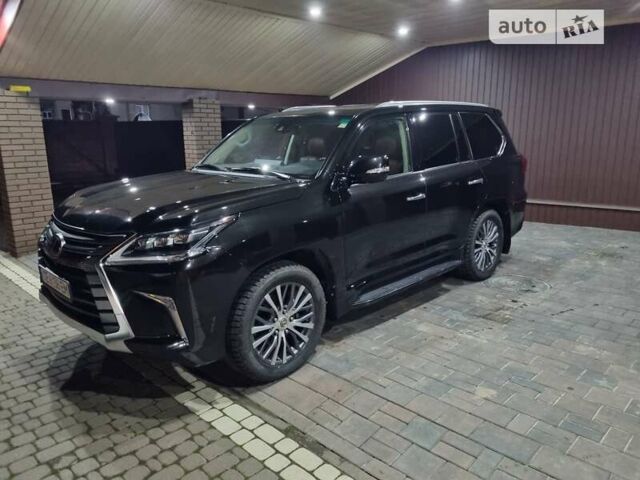 Черный Лексус ЛХ, объемом двигателя 5.66 л и пробегом 156 тыс. км за 67000 $, фото 36 на Automoto.ua