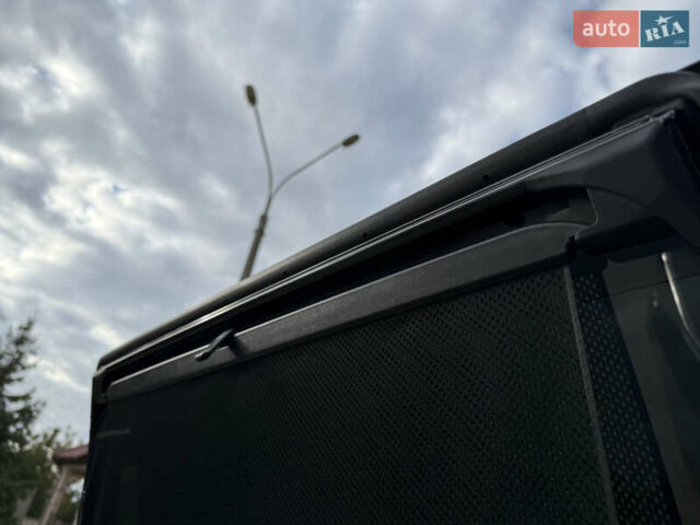 Черный Лексус ЛХ, объемом двигателя 4.5 л и пробегом 230 тыс. км за 55900 $, фото 100 на Automoto.ua