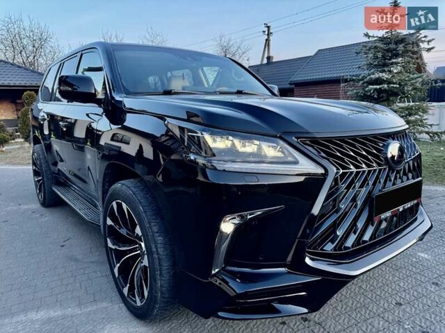 Черный Лексус ЛХ, объемом двигателя 4.46 л и пробегом 120 тыс. км за 68000 $, фото 2 на Automoto.ua