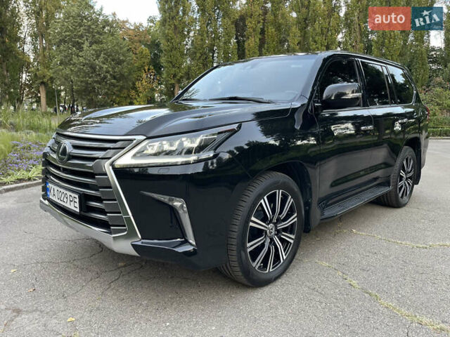 Черный Лексус ЛХ, объемом двигателя 4.46 л и пробегом 158 тыс. км за 59700 $, фото 23 на Automoto.ua