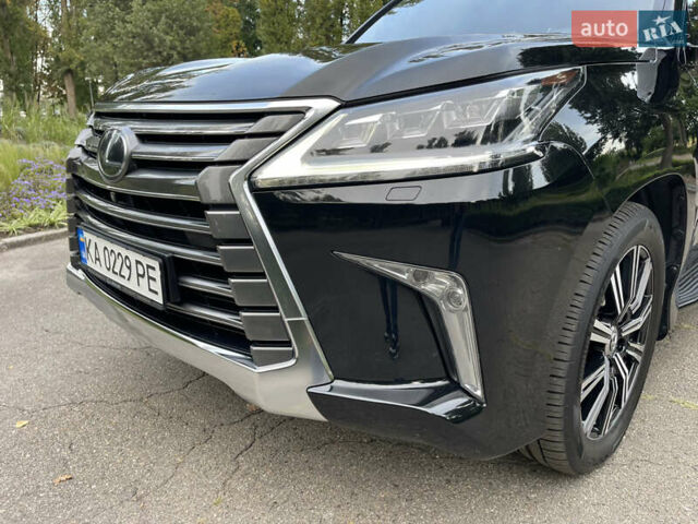 Черный Лексус ЛХ, объемом двигателя 4.46 л и пробегом 158 тыс. км за 59700 $, фото 19 на Automoto.ua