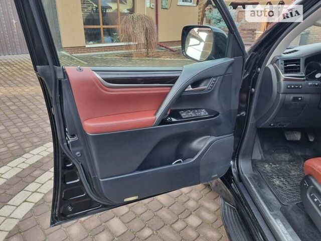 Черный Лексус ЛХ, объемом двигателя 5.66 л и пробегом 156 тыс. км за 67000 $, фото 19 на Automoto.ua