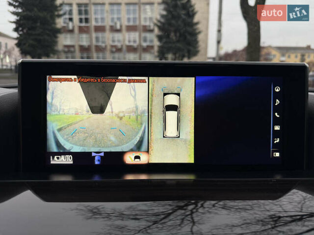 Чорний Лексус ЛХ, об'ємом двигуна 5.7 л та пробігом 161 тис. км за 67000 $, фото 44 на Automoto.ua