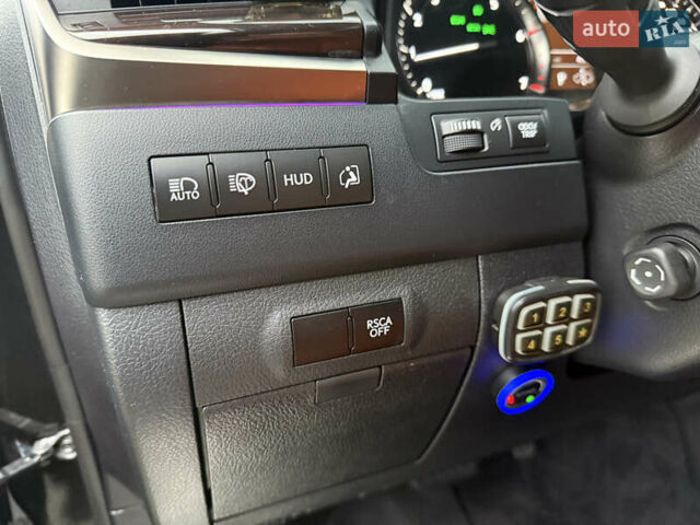 Чорний Лексус ЛХ, об'ємом двигуна 5.7 л та пробігом 161 тис. км за 67000 $, фото 23 на Automoto.ua