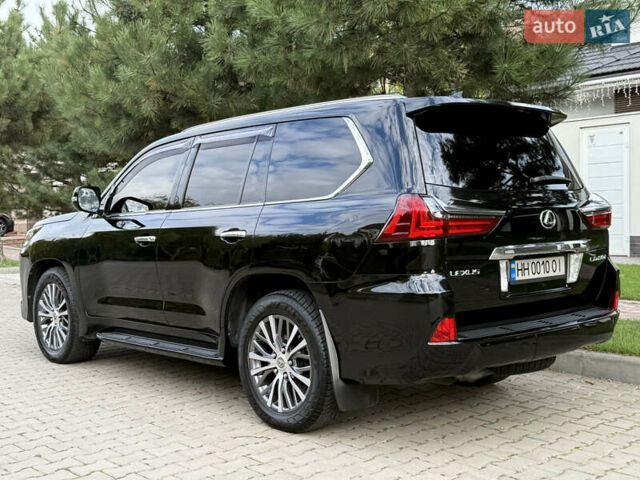 Черный Лексус ЛХ, объемом двигателя 4.5 л и пробегом 230 тыс. км за 55900 $, фото 31 на Automoto.ua