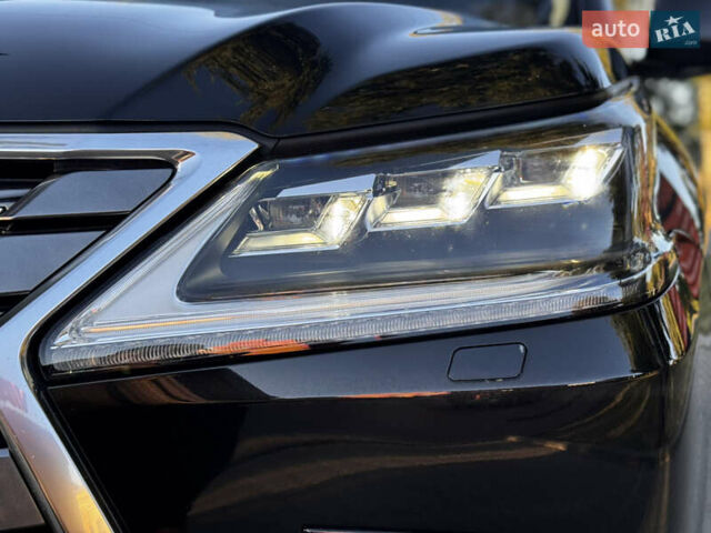 Чорний Лексус ЛХ, об'ємом двигуна 5.66 л та пробігом 79 тис. км за 67000 $, фото 40 на Automoto.ua