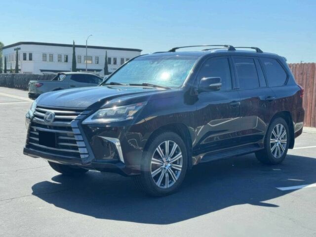 Черный Лексус ЛХ, объемом двигателя 5.7 л и пробегом 78 тыс. км за 43200 $, фото 2 на Automoto.ua