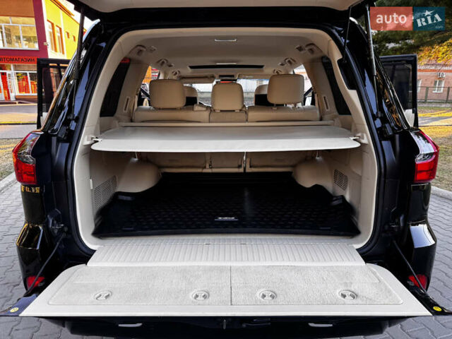 Чорний Лексус ЛХ, об'ємом двигуна 5.66 л та пробігом 79 тис. км за 67000 $, фото 45 на Automoto.ua