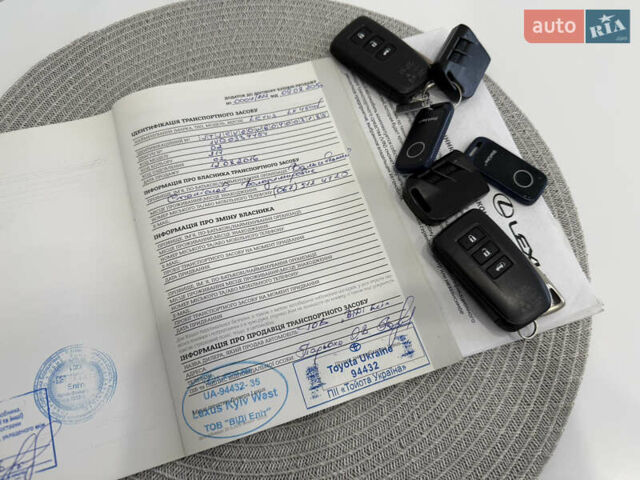 Черный Лексус ЛХ, объемом двигателя 4.5 л и пробегом 230 тыс. км за 55900 $, фото 152 на Automoto.ua