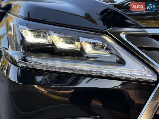 Чорний Лексус ЛХ, об'ємом двигуна 5.66 л та пробігом 79 тис. км за 67000 $, фото 48 на Automoto.ua