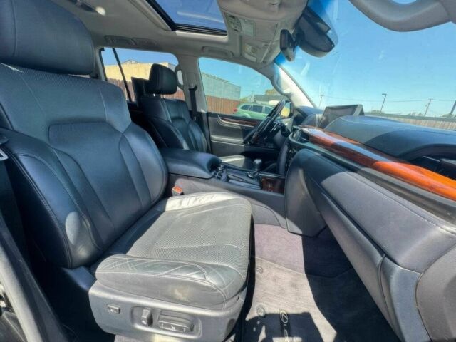 Черный Лексус ЛХ, объемом двигателя 5.7 л и пробегом 78 тыс. км за 43200 $, фото 9 на Automoto.ua