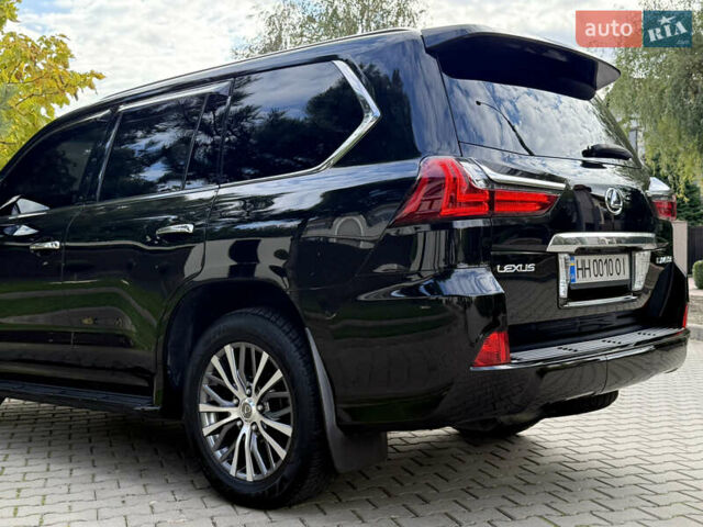 Черный Лексус ЛХ, объемом двигателя 4.5 л и пробегом 230 тыс. км за 55900 $, фото 18 на Automoto.ua