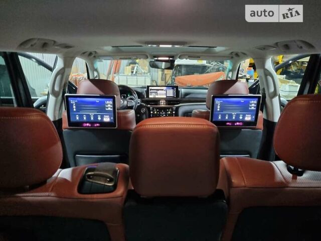 Черный Лексус ЛХ, объемом двигателя 5.66 л и пробегом 156 тыс. км за 67000 $, фото 45 на Automoto.ua