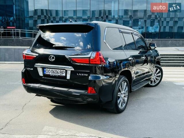 Чорний Лексус ЛХ, об'ємом двигуна 5.66 л та пробігом 174 тис. км за 57500 $, фото 4 на Automoto.ua
