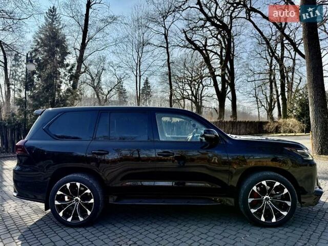 Черный Лексус ЛХ, объемом двигателя 4.46 л и пробегом 120 тыс. км за 68000 $, фото 5 на Automoto.ua