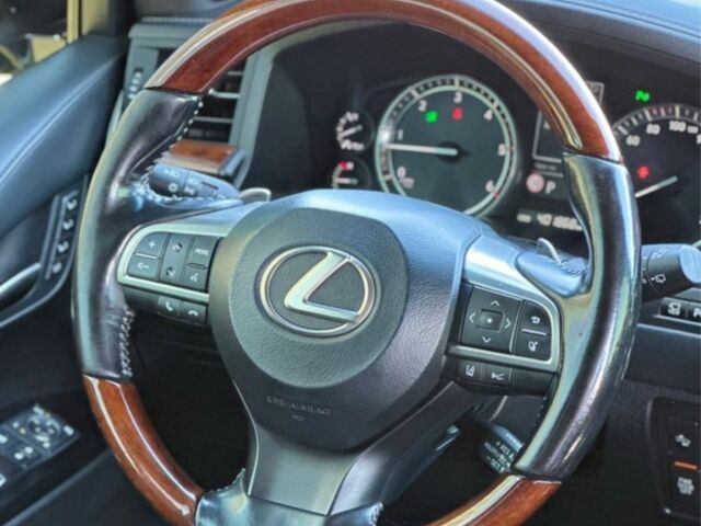 Черный Лексус ЛХ, объемом двигателя 4.5 л и пробегом 401 тыс. км за 48900 $, фото 12 на Automoto.ua