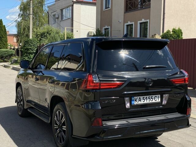 Черный Лексус ЛХ, объемом двигателя 4.5 л и пробегом 156 тыс. км за 65500 $, фото 2 на Automoto.ua