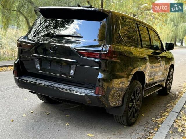 Черный Лексус ЛХ, объемом двигателя 4.46 л и пробегом 24 тыс. км за 180000 $, фото 5 на Automoto.ua