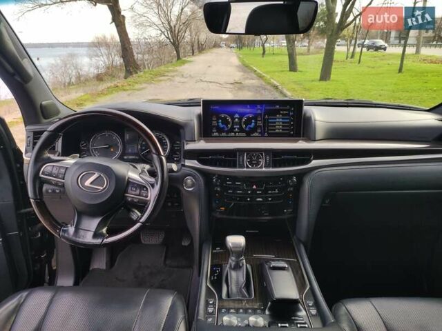 Чорний Лексус ЛХ, об'ємом двигуна 4.46 л та пробігом 120 тис. км за 68000 $, фото 2 на Automoto.ua