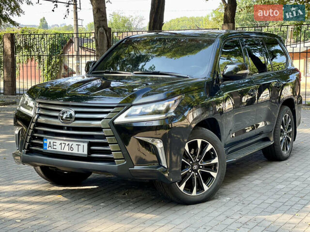 Чорний Лексус ЛХ, об'ємом двигуна 4.46 л та пробігом 170 тис. км за 62500 $, фото 6 на Automoto.ua