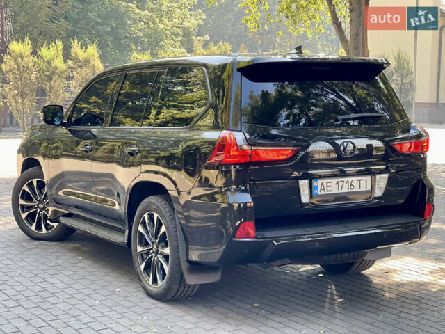 Чорний Лексус ЛХ, об'ємом двигуна 4.46 л та пробігом 170 тис. км за 62500 $, фото 9 на Automoto.ua
