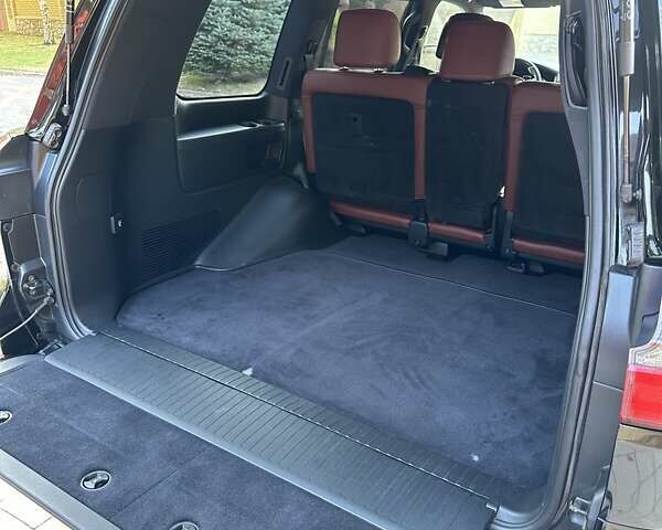 Черный Лексус ЛХ, объемом двигателя 4.46 л и пробегом 150 тыс. км за 64500 $, фото 27 на Automoto.ua