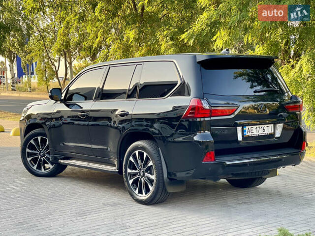 Черный Лексус ЛХ, объемом двигателя 4.46 л и пробегом 170 тыс. км за 69500 $, фото 6 на Automoto.ua