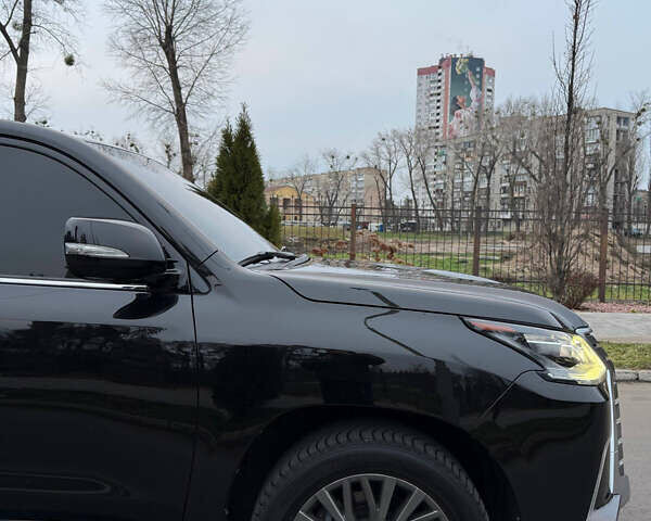 Черный Лексус ЛХ, объемом двигателя 4.5 л и пробегом 212 тыс. км за 59900 $, фото 9 на Automoto.ua