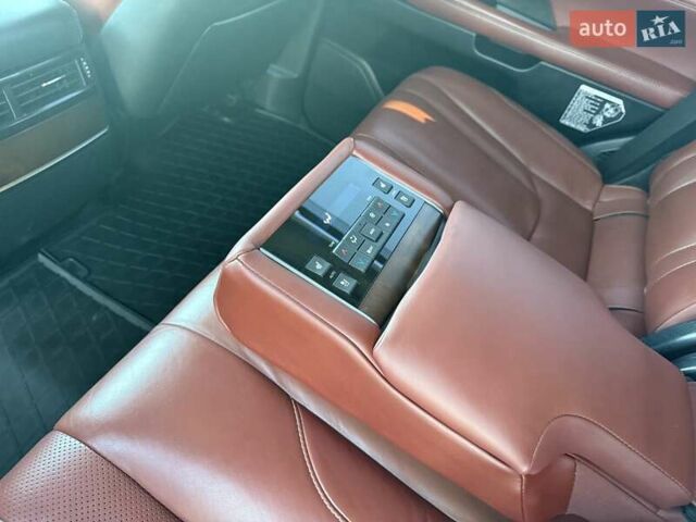 Чорний Лексус ЛХ, об'ємом двигуна 4.46 л та пробігом 260 тис. км за 55000 $, фото 35 на Automoto.ua