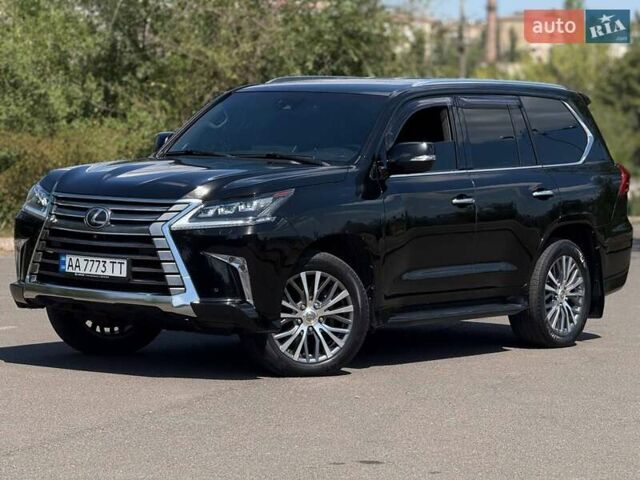 Чорний Лексус ЛХ, об'ємом двигуна 4.46 л та пробігом 399 тис. км за 48900 $, фото 1 на Automoto.ua