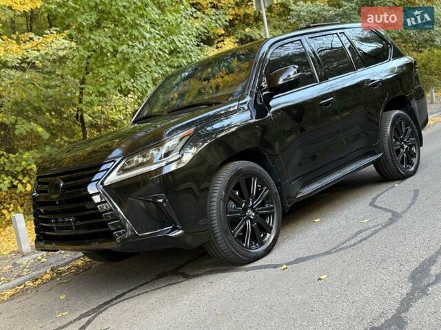 Черный Лексус ЛХ, объемом двигателя 4.5 л и пробегом 26 тыс. км за 169999 $, фото 1 на Automoto.ua
