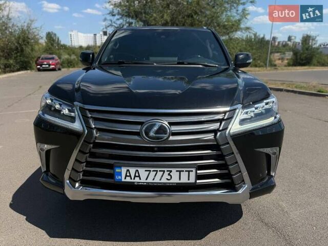 Чорний Лексус ЛХ, об'ємом двигуна 4.46 л та пробігом 399 тис. км за 48900 $, фото 11 на Automoto.ua