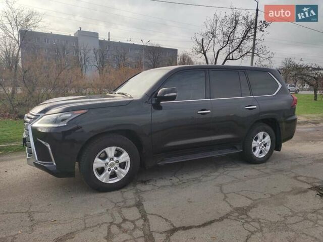 Чорний Лексус ЛХ, об'ємом двигуна 4.46 л та пробігом 120 тис. км за 68000 $, фото 9 на Automoto.ua