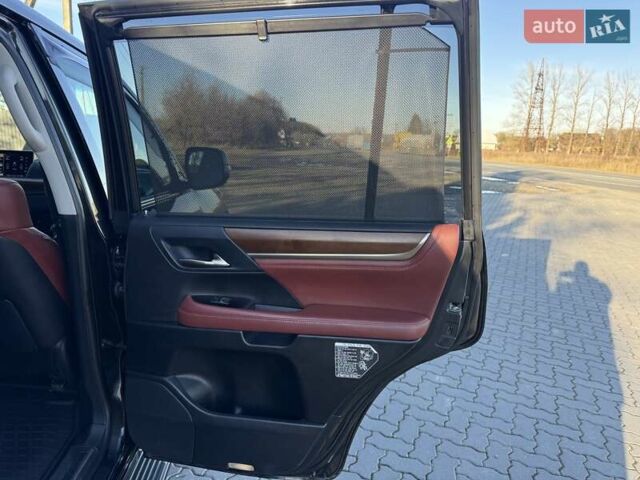 Чорний Лексус ЛХ, об'ємом двигуна 5.66 л та пробігом 260 тис. км за 56500 $, фото 36 на Automoto.ua