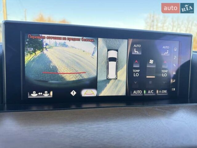 Чорний Лексус ЛХ, об'ємом двигуна 5.66 л та пробігом 260 тис. км за 56500 $, фото 26 на Automoto.ua