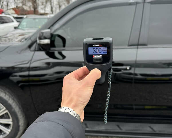 Черный Лексус ЛХ, объемом двигателя 4.5 л и пробегом 145 тыс. км за 62500 $, фото 34 на Automoto.ua