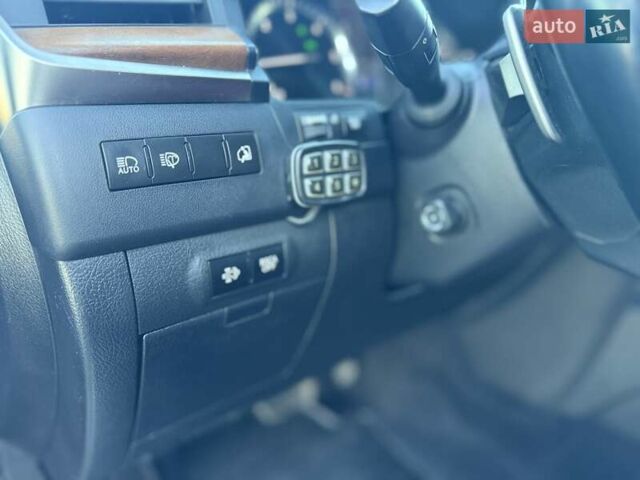 Чорний Лексус ЛХ, об'ємом двигуна 4.46 л та пробігом 260 тис. км за 55000 $, фото 27 на Automoto.ua