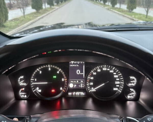 Черный Лексус ЛХ, объемом двигателя 4.5 л и пробегом 212 тыс. км за 59900 $, фото 17 на Automoto.ua