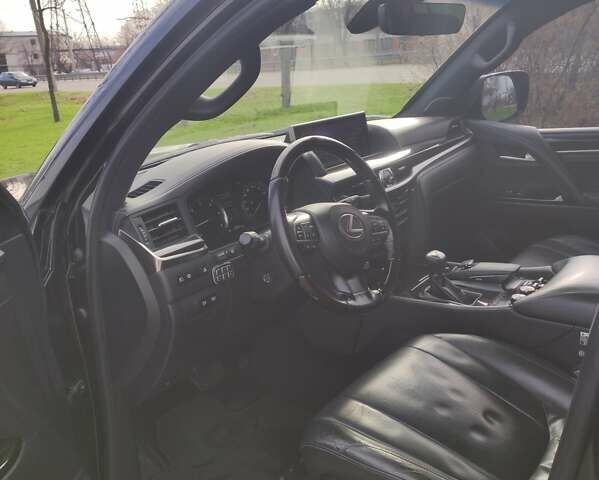 Чорний Лексус ЛХ, об'ємом двигуна 4.46 л та пробігом 120 тис. км за 68000 $, фото 4 на Automoto.ua