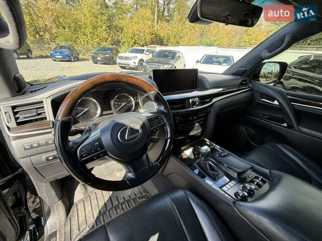 Чорний Лексус ЛХ, об'ємом двигуна 4.46 л та пробігом 145 тис. км за 62500 $, фото 8 на Automoto.ua
