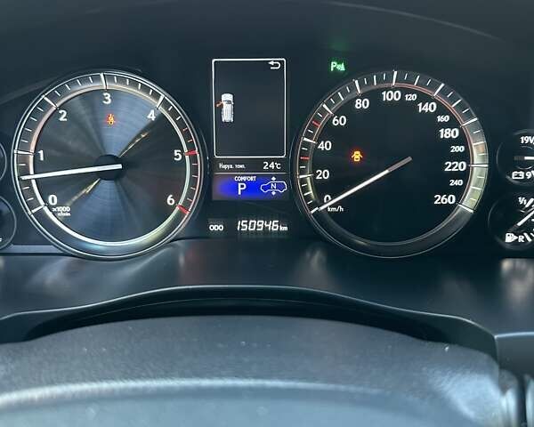 Черный Лексус ЛХ, объемом двигателя 4.46 л и пробегом 150 тыс. км за 64500 $, фото 37 на Automoto.ua