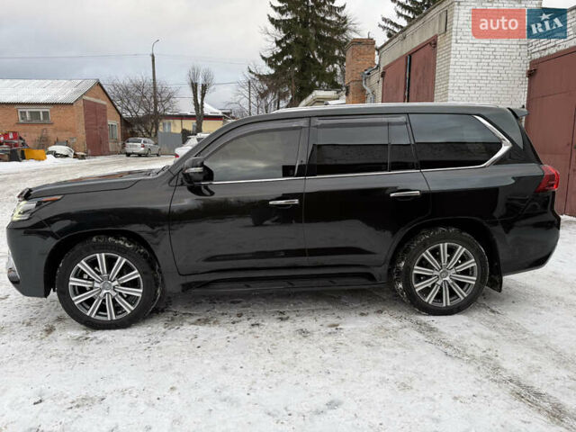 Черный Лексус ЛХ, объемом двигателя 4.46 л и пробегом 126 тыс. км за 63000 $, фото 2 на Automoto.ua